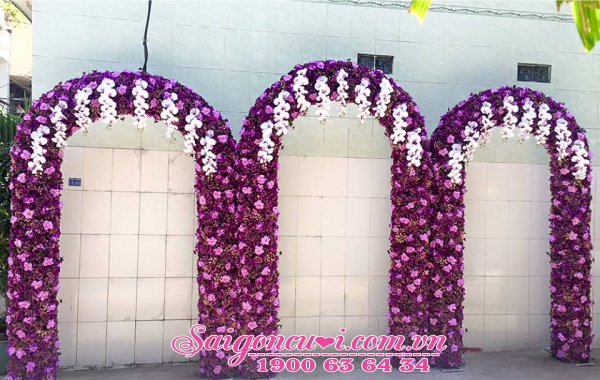 Bán và cho thuê cổng hoa cưới trang trí tại nhà hàng