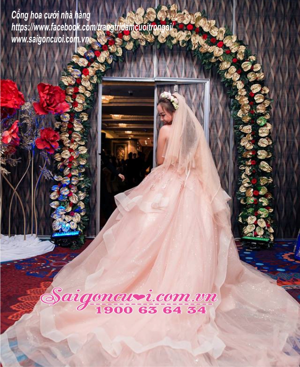 Cổng hoa nha hàng tiệc cưới giá rẻ liên hệ 0981.84.0367 - 0364.33.88.98 