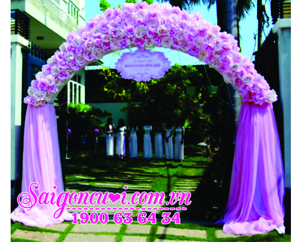 Cổng hoa cưới, Cổng hoa cưới màu hồng chân voan