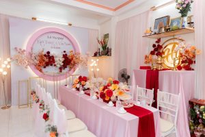 Trang trí gia tiên trọn gói